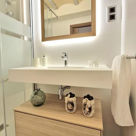 Cal Roseto Con Jacuzzi Holiday home *