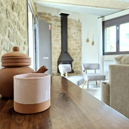 Cal Roseto Con Jacuzzi Holiday home Selvanera