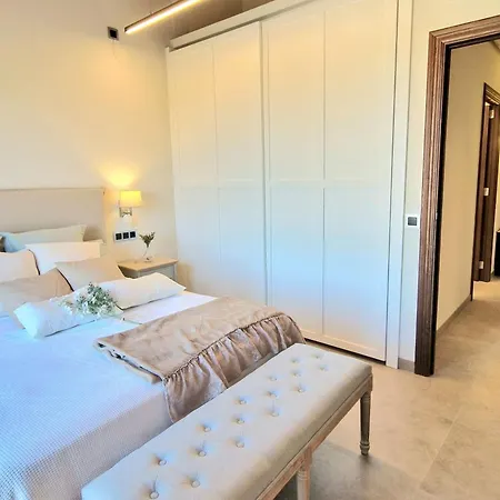 Holiday home Cal Roseto Con Jacuzzi *