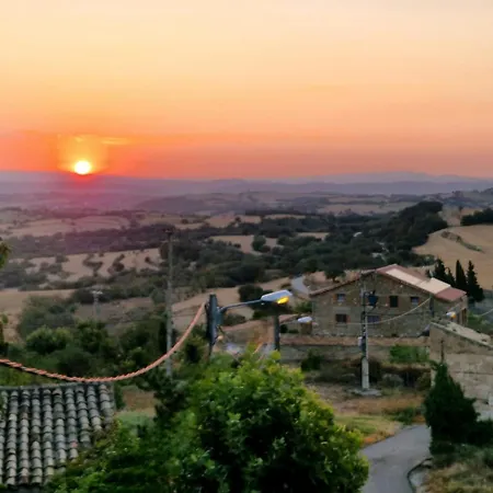 Holiday home Cal Roseto Con Jacuzzi